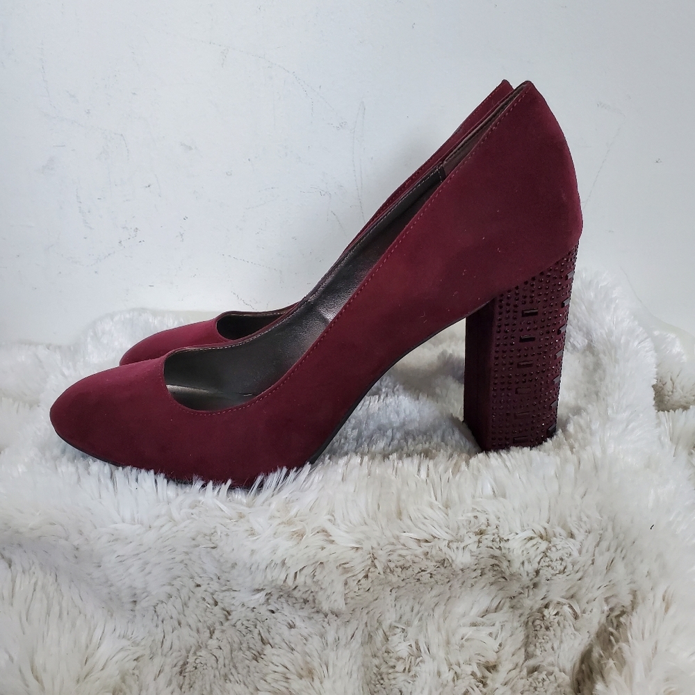 Libby Edelman Burgandy Suede Jewel Heel Pumps 10